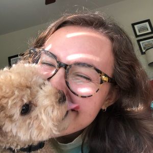 Meet your Posher, Amelia